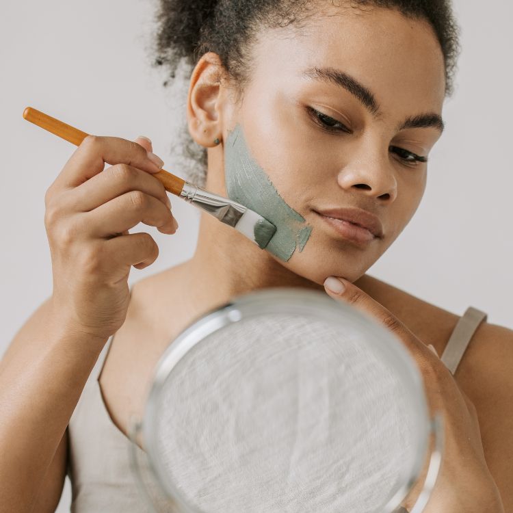 Bentonite Clay & Coconut Milk Face Mask – Toning Clay Mask for Normal Skin | Natural Raw Ingredients | GreenLife Apothecary