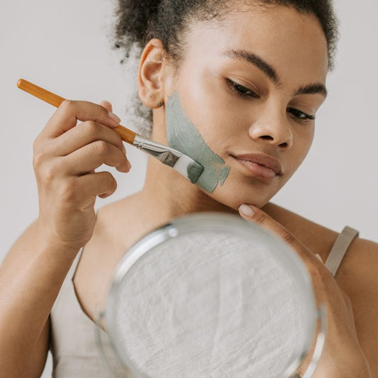 Bentonite Clay & Coconut Milk Face Mask – Toning Clay Mask for Normal Skin | Natural Raw Ingredients | GreenLife Apothecary